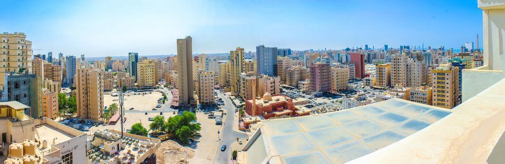 Bravo Royal Hotel Suites Kuwait City Bagian luar foto